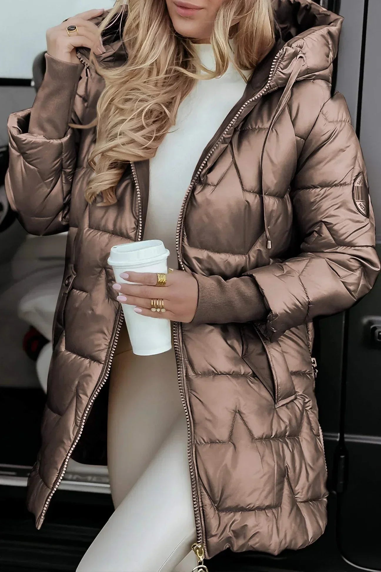 OLIVIA - ELEGANTE ABRIGO DE INVERNO ACOLCHADO CON CAPUCHA