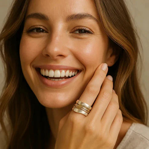 Anillo vintage de alambre dorado y plateado