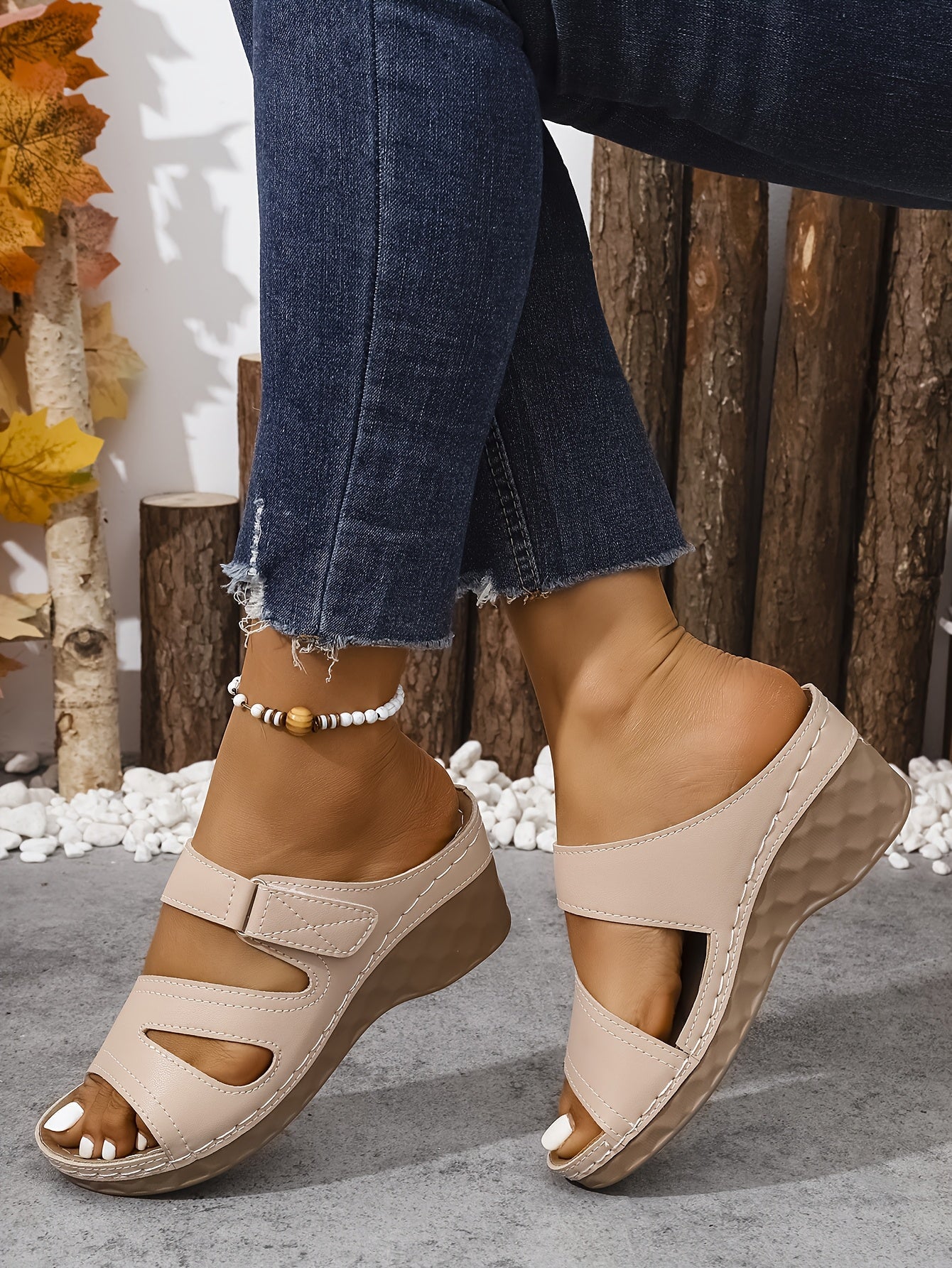 Sofía™ | Elegante sandalia de cuña con correa