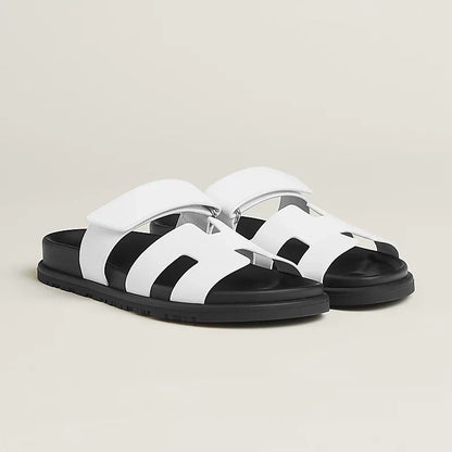 ANDREA™  | Sandalia elegante