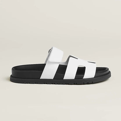 ANDREA™  | Sandalia elegante